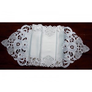 Xia Home Fashions Delicate Lace Embroidered Cutwork Table Runner XIAH1944